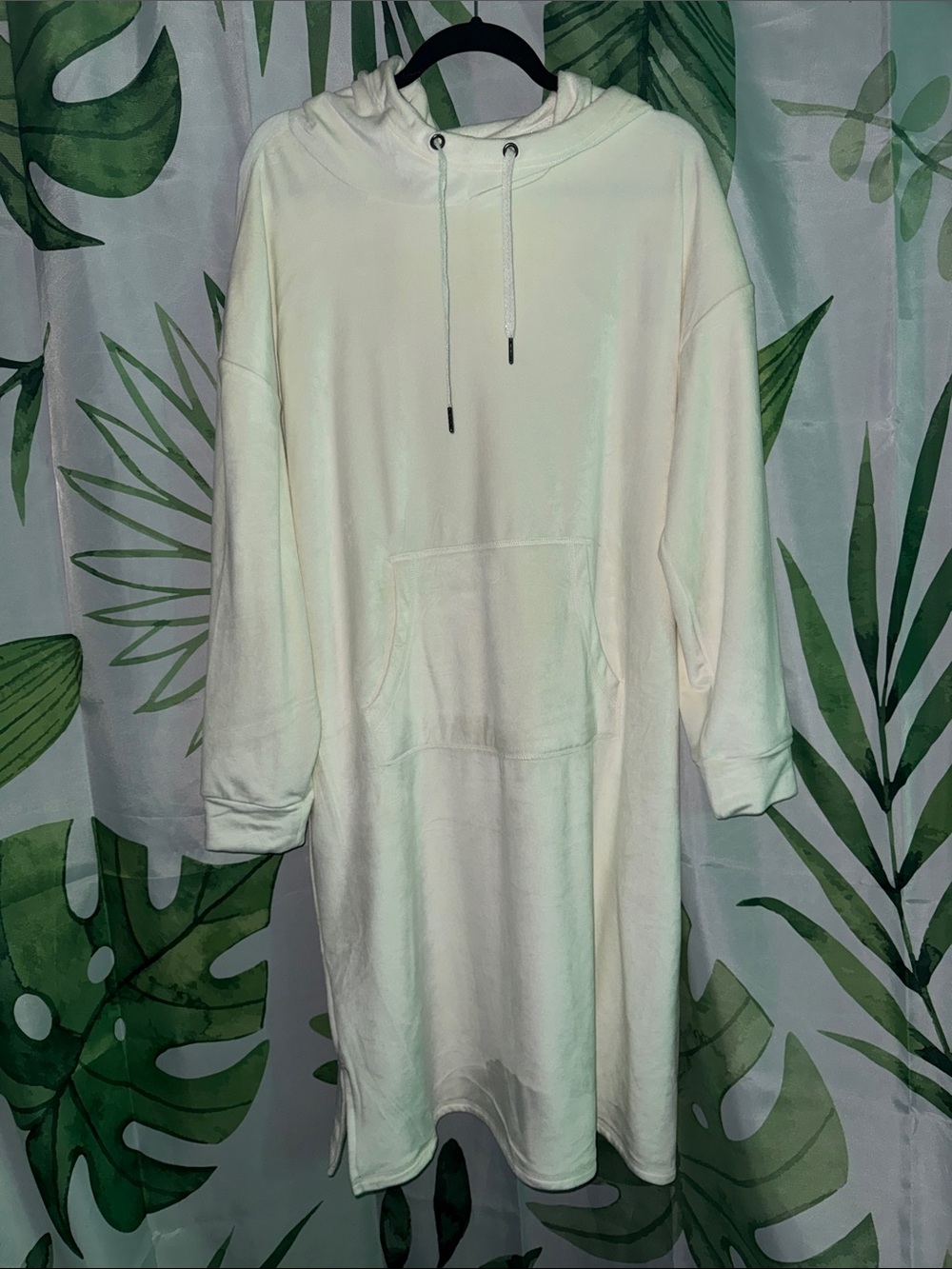 Denver Hayes Cream cozy Hoodie